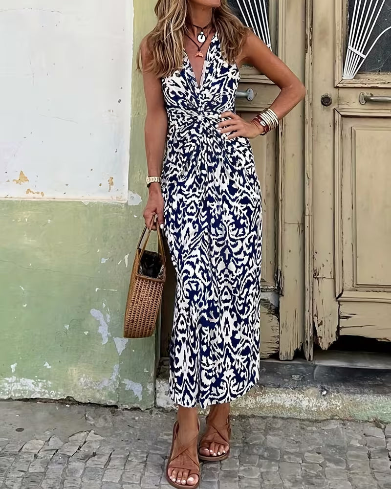 Selvéra V-Slit Statement Dress
