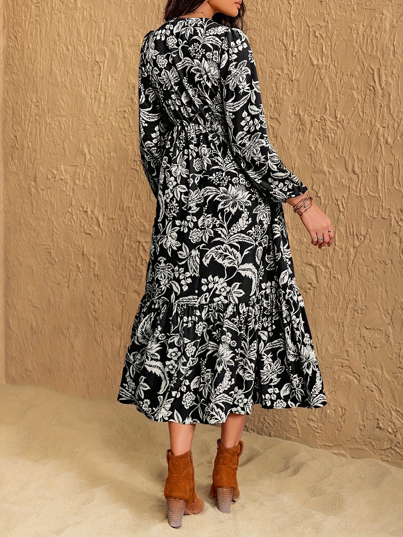 Elaris Floral Grace Maxi Dress