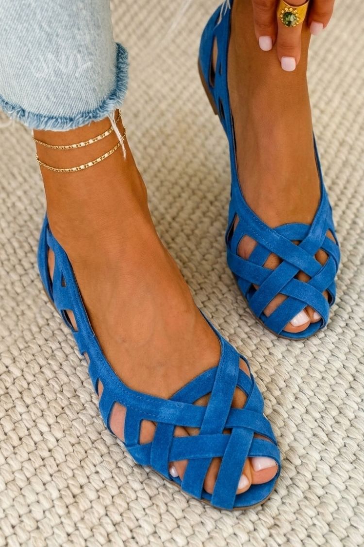 Flat Open Toe Sandals with Crisscross fabric