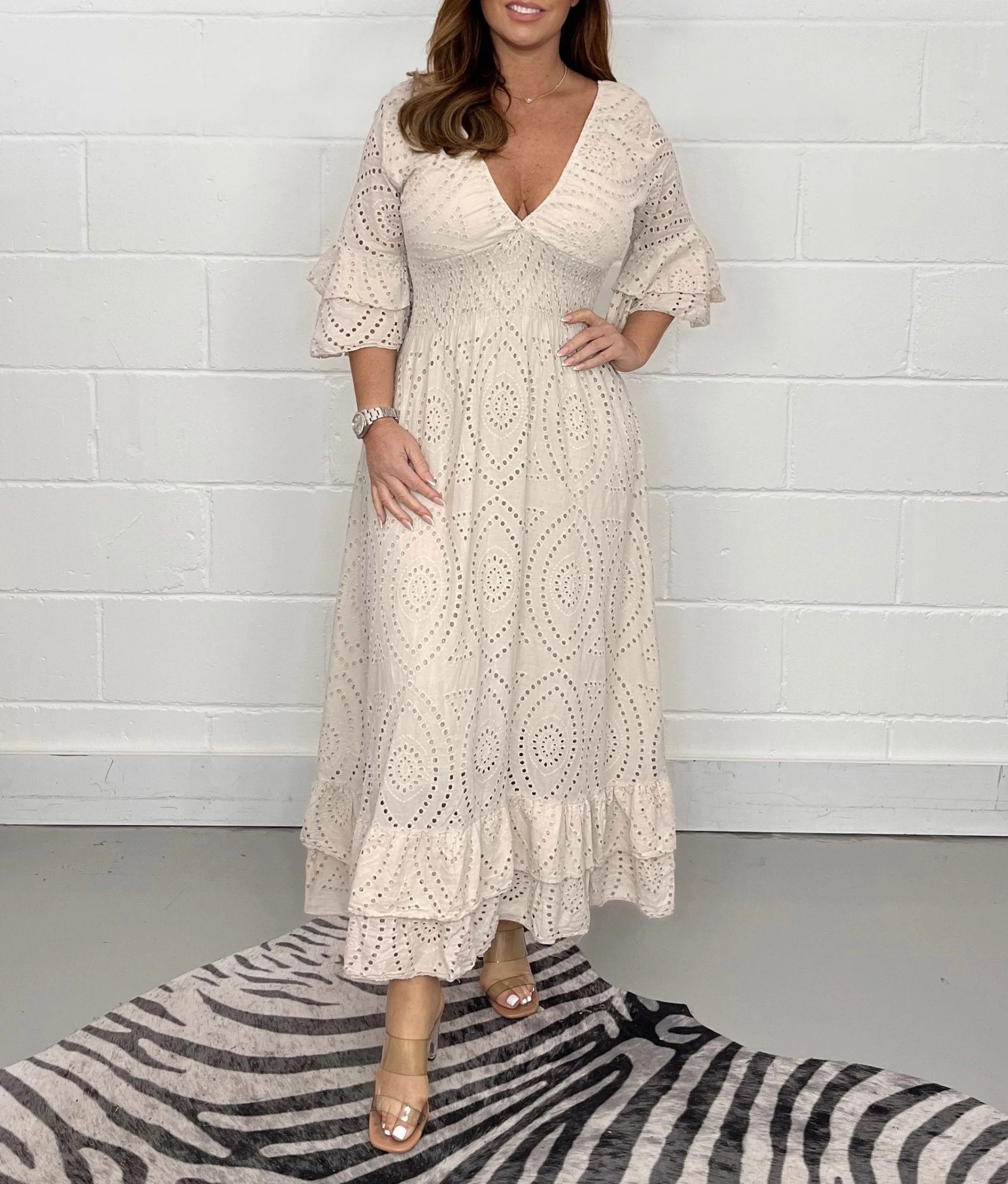 Evelora™ | Anglaise Frill Sleeve Midi Dress