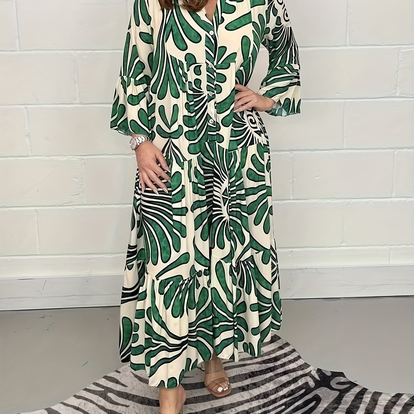 Amara™ | Floral Bell Sleeve Maxi Dress