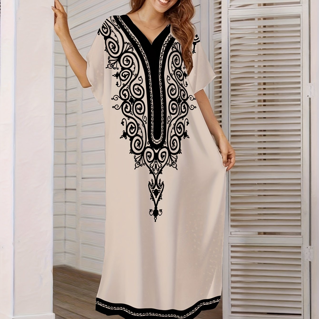 Zavira Vintage Breeze Maxi Dress