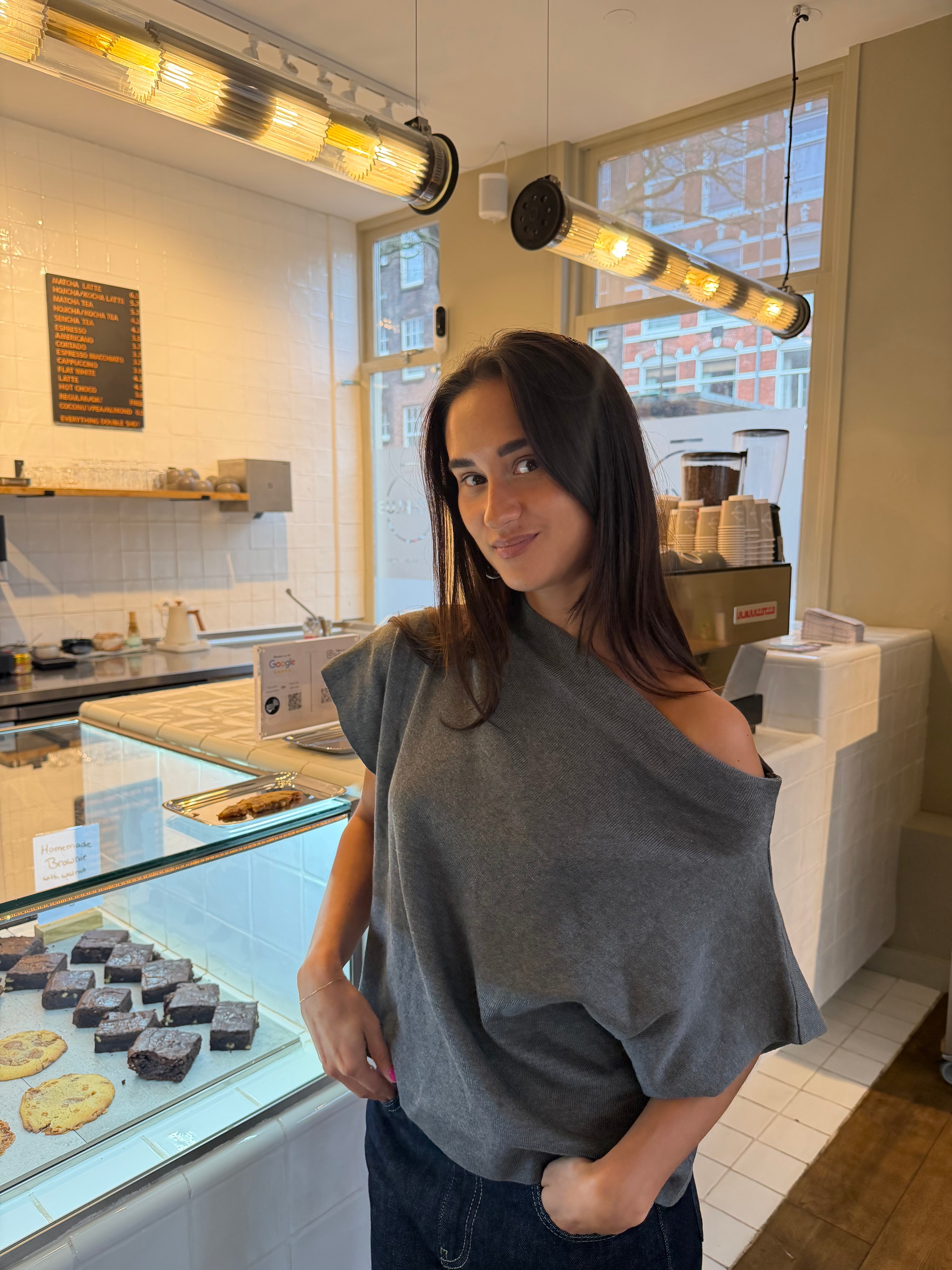 Monica top grey
