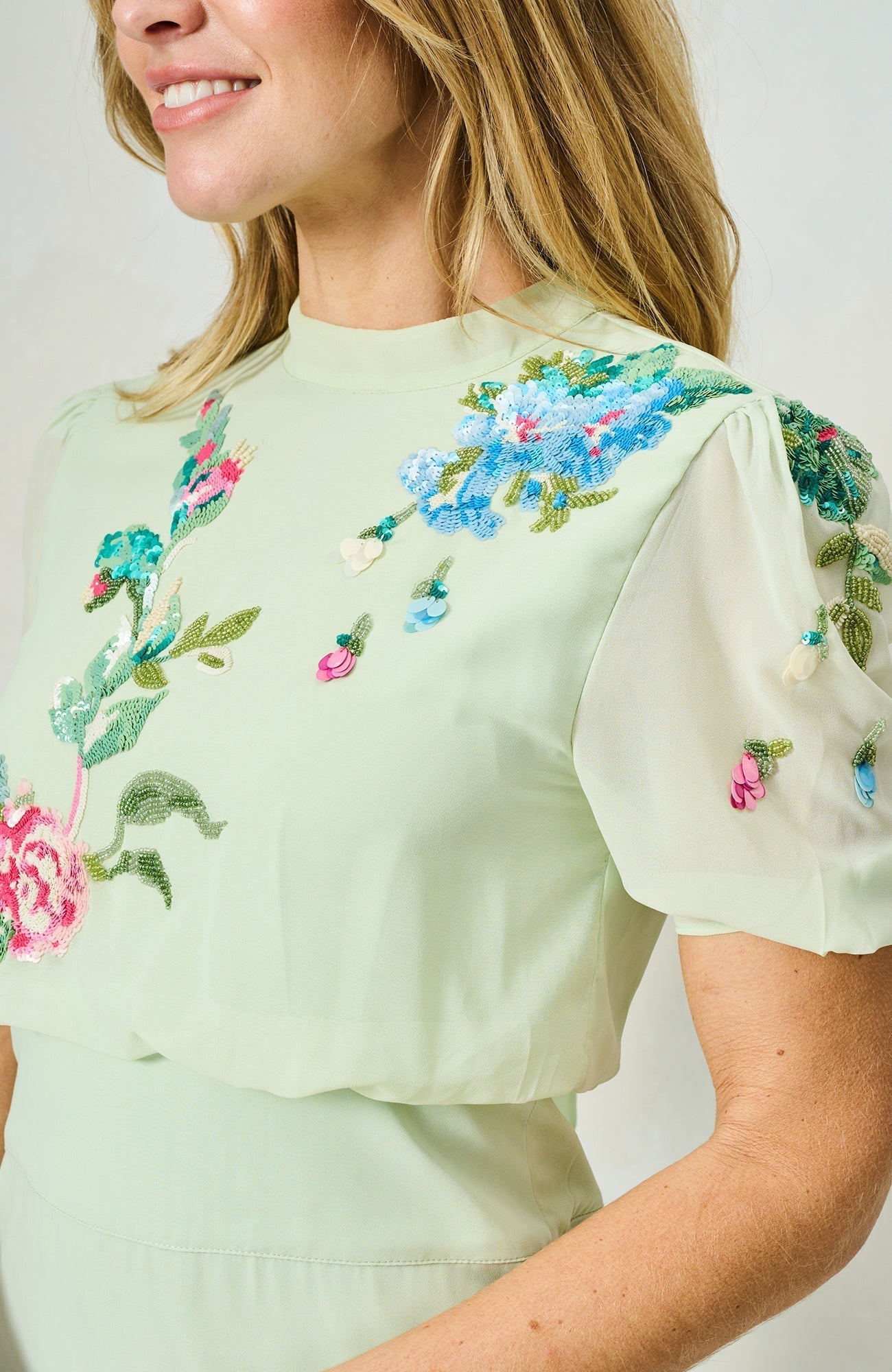 The Phillipa™ | Elegant Flowy Midi Dress