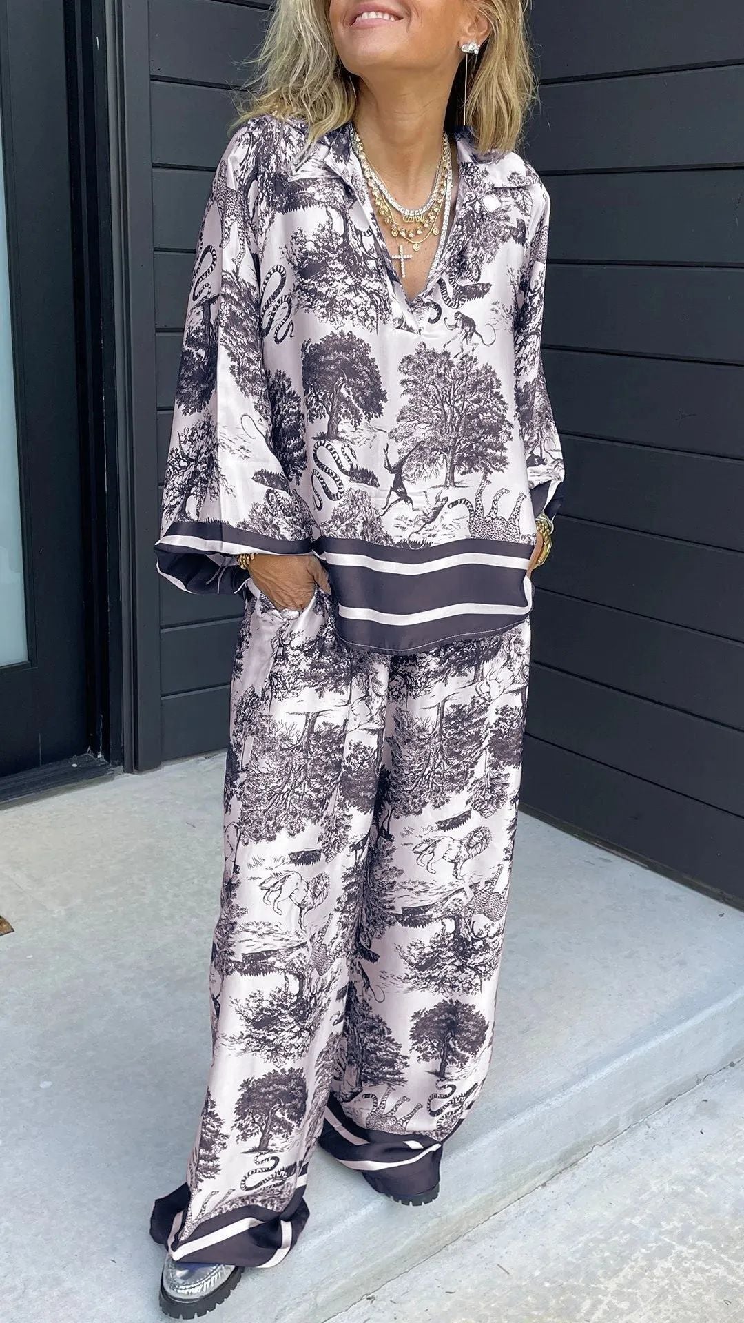 Verelina™ | Women’s V-Neck Printed Two-Piece Set