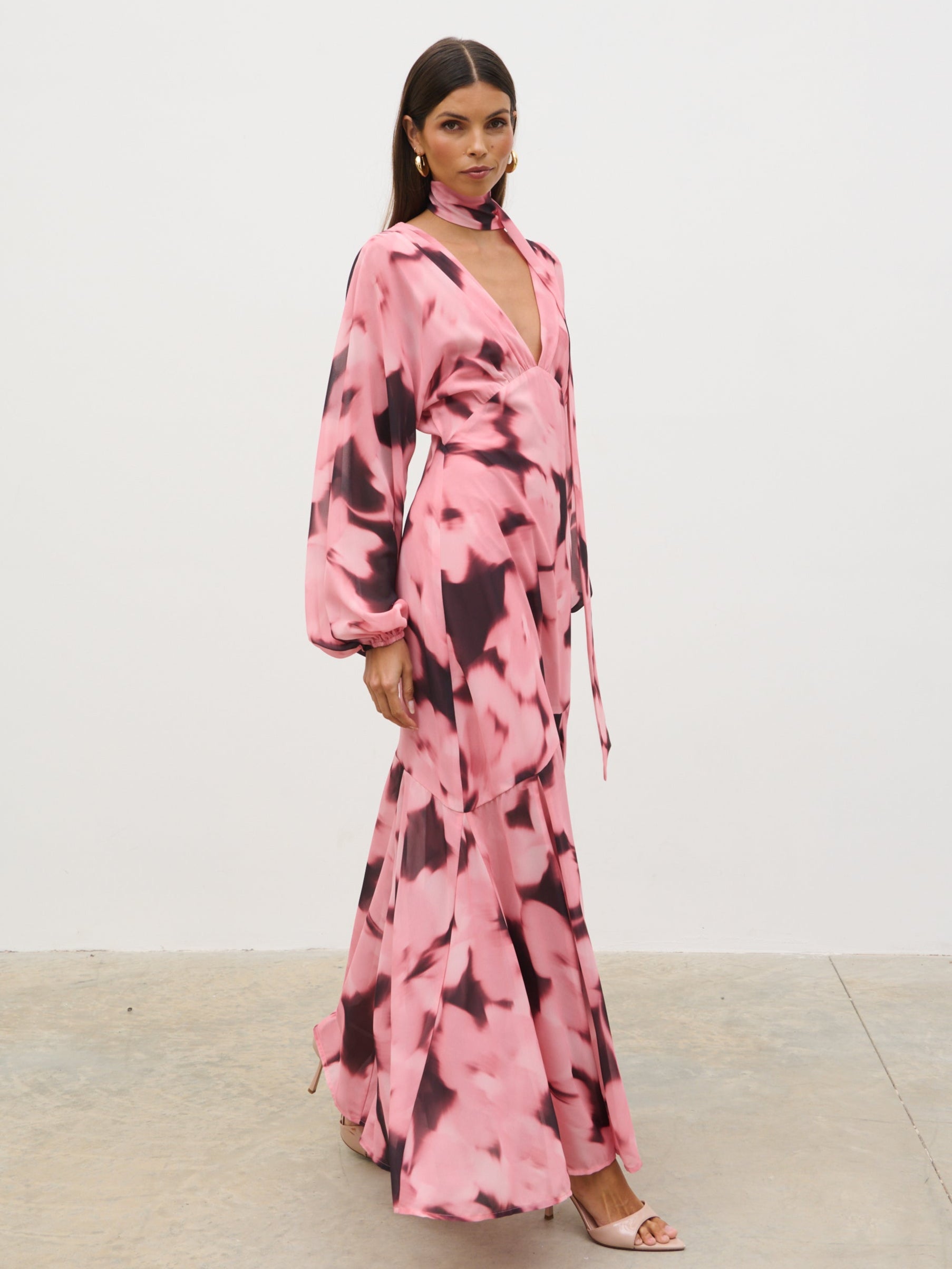 Petula™ | Batwing Scarf Maxi Dress – Blush Watercolour Floral