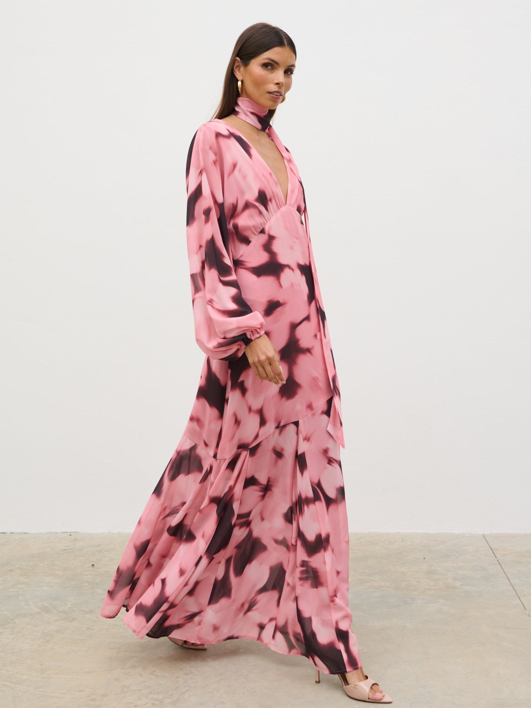 Petula™ | Batwing Scarf Maxi Dress – Blush Watercolour Floral