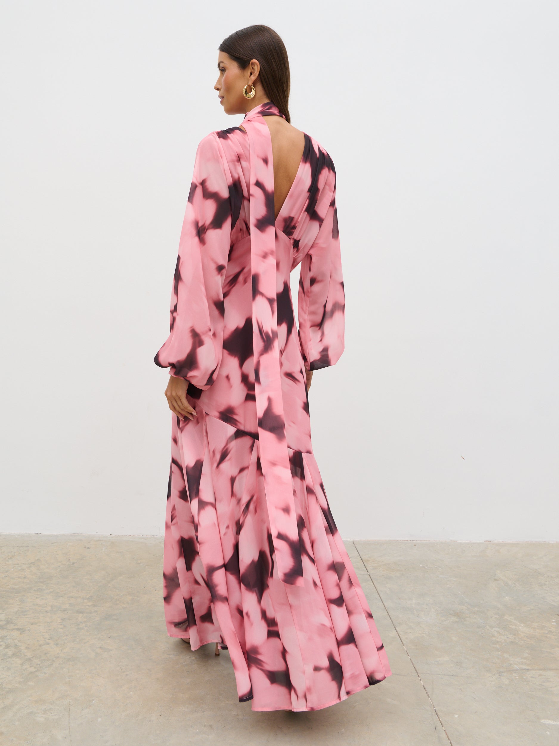 Petula™ | Batwing Scarf Maxi Dress – Blush Watercolour Floral