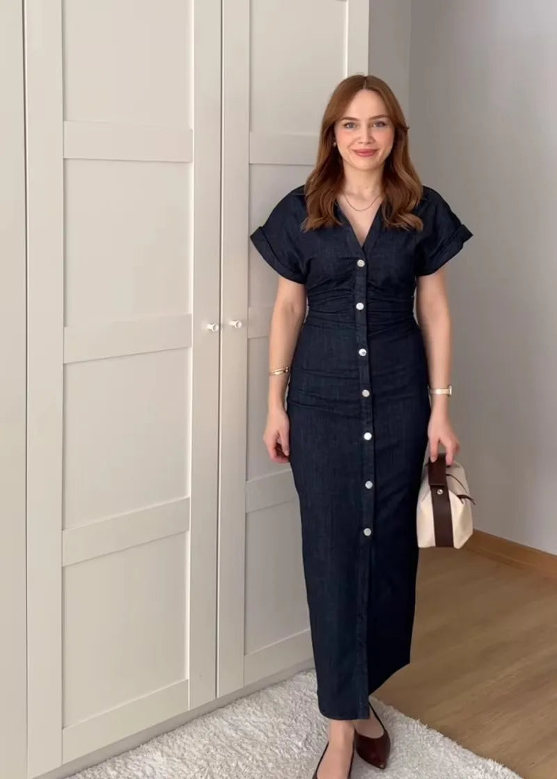 Émaris – Classic Midi Dress