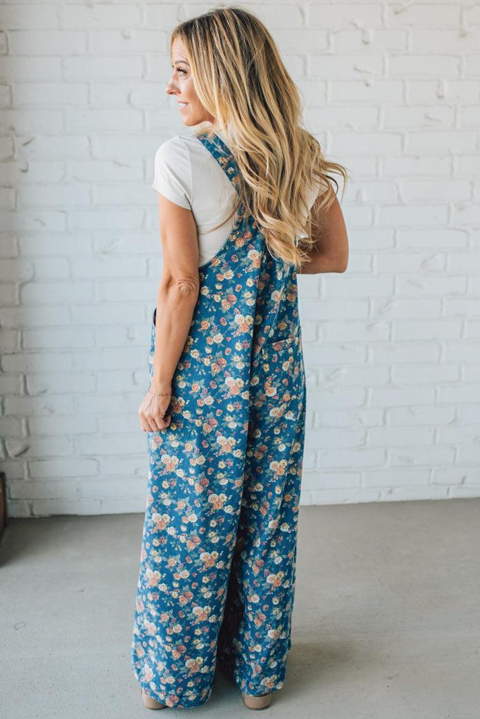 BIBI™ | Vintage Rose Denim Overalls details