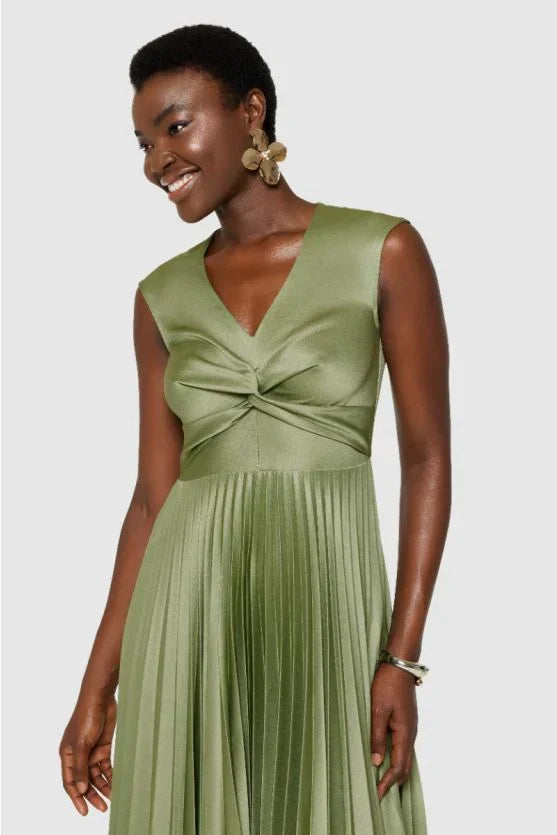 Leah™ | Pleated Twist Midi Dress
