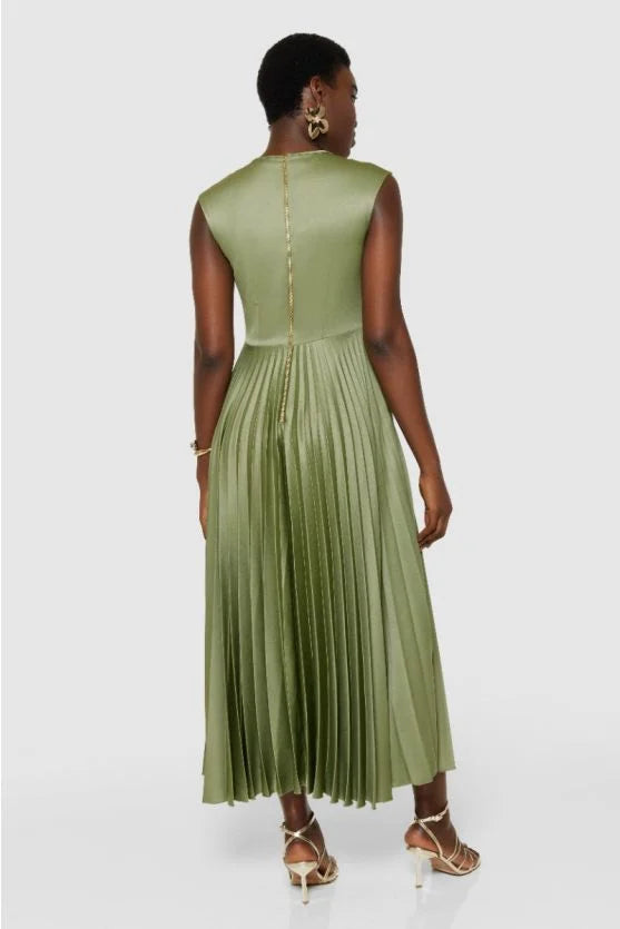 Leah™ | Pleated Twist Midi Dress