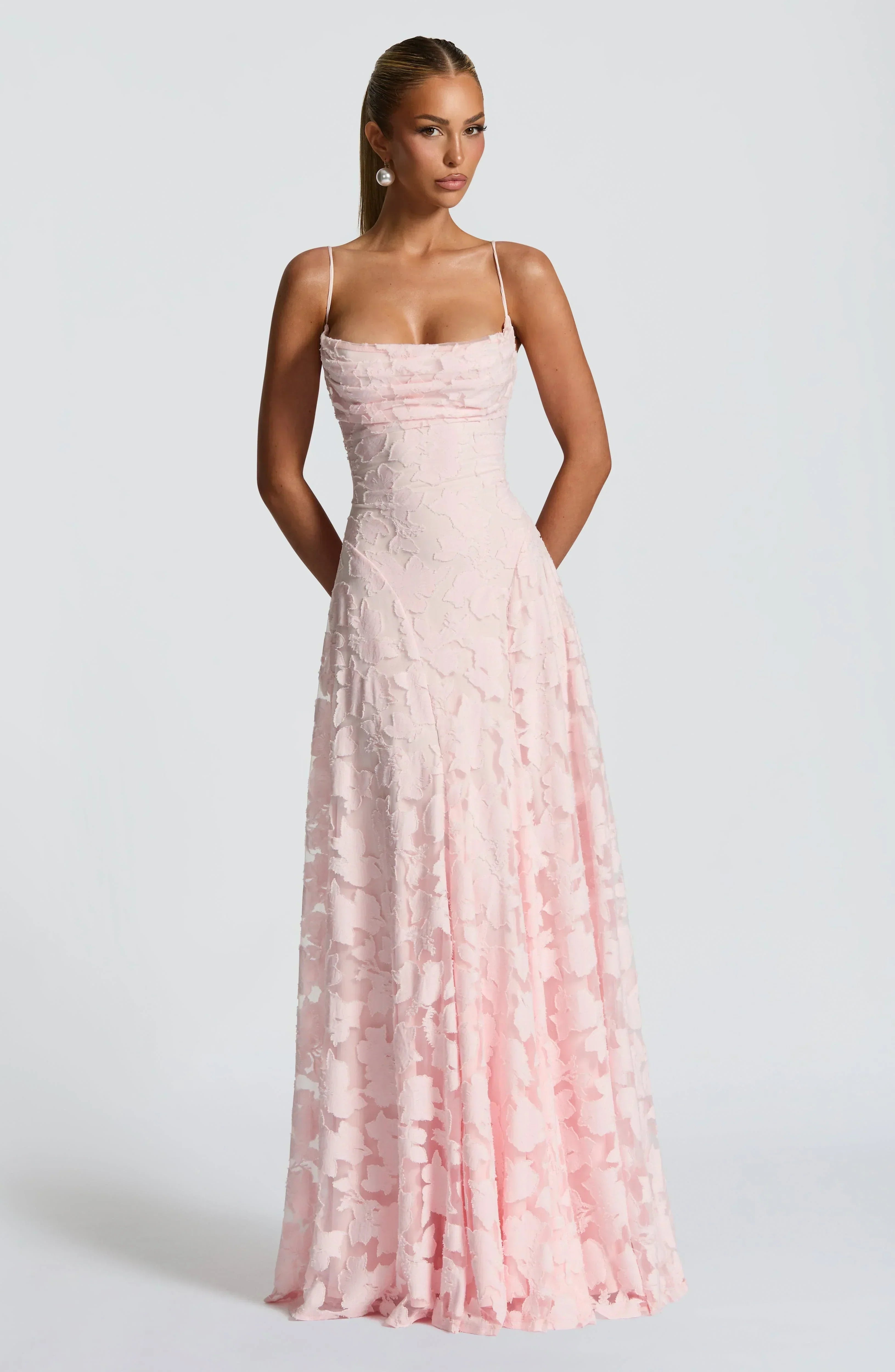 Clara Léon™ | Elegant Flowing Maxi Dress