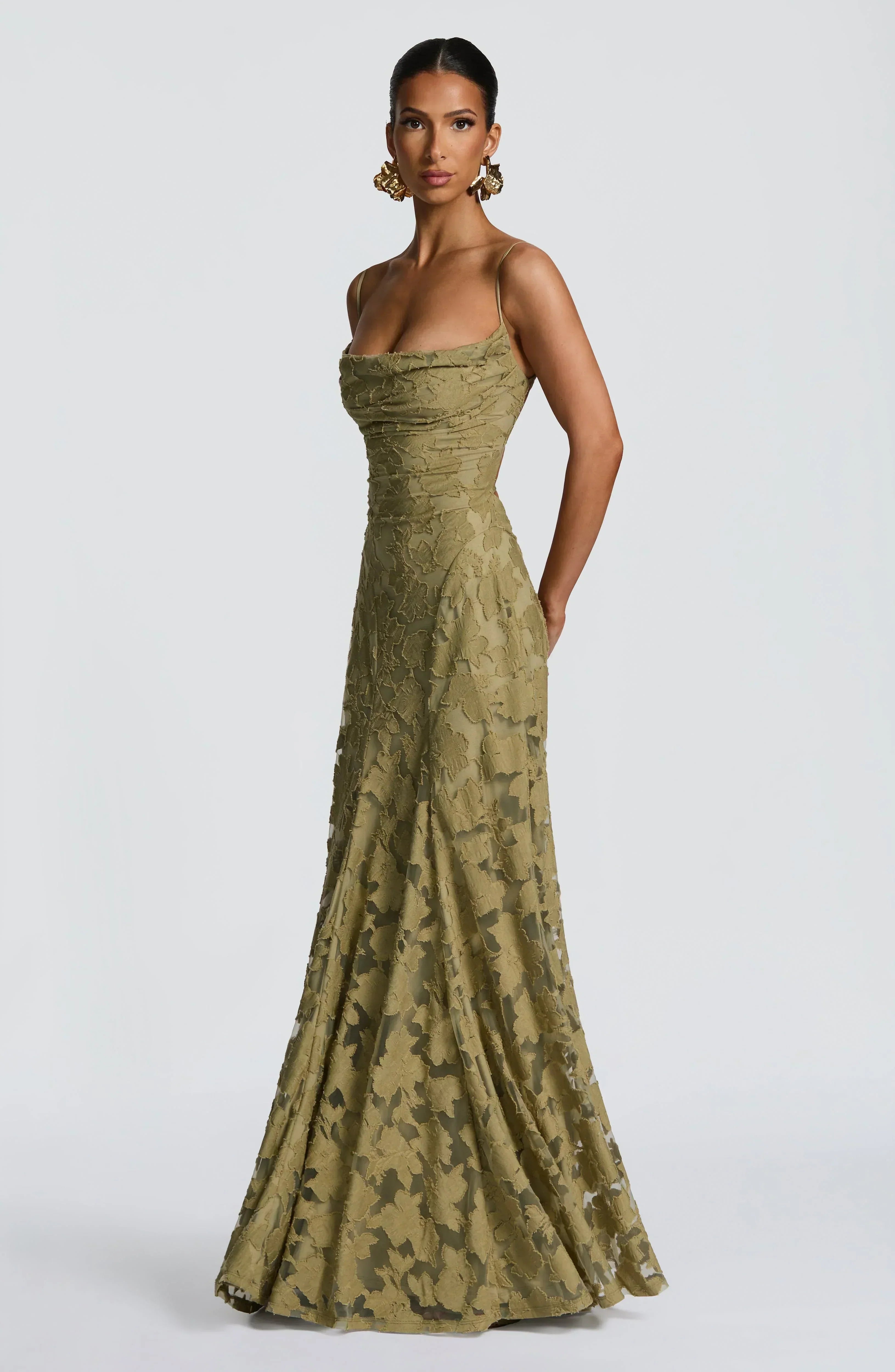 Clara Léon™ | Elegant Flowing Maxi Dress